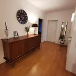 Appartement Schoene 3-zimmer Erdgeschosswohnung Am Bergpark,unesco,therme,train, Wilhelmshoeher Allee 329 Kassel