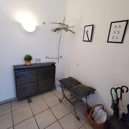 Schoene 3-zimmer Erdgeschosswohnung Am Bergpark,unesco,therme,train, Wilhelmshoeher Allee 329