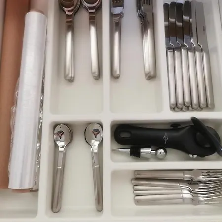 Schoene 3-zimmer Erdgeschosswohnung Am Bergpark,unesco,therme,train, Wilhelmshoeher Allee 329 *