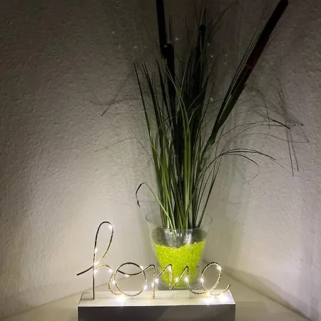 Schoene 3-zimmer Erdgeschosswohnung Am Bergpark,unesco,therme,train, Wilhelmshoeher Allee 329 Apartment *