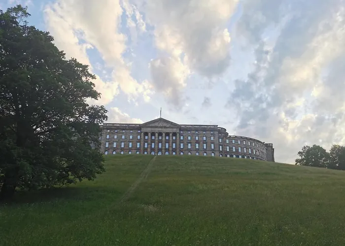 Schoene 3-zimmer Erdgeschosswohnung Am Bergpark,unesco,therme,train, Wilhelmshoeher Allee 329 *