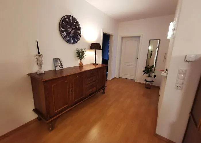 公寓 Schoene 3-zimmer Erdgeschosswohnung Am Bergpark,unesco,therme,train, Wilhelmshoeher Allee 329 卡塞尔