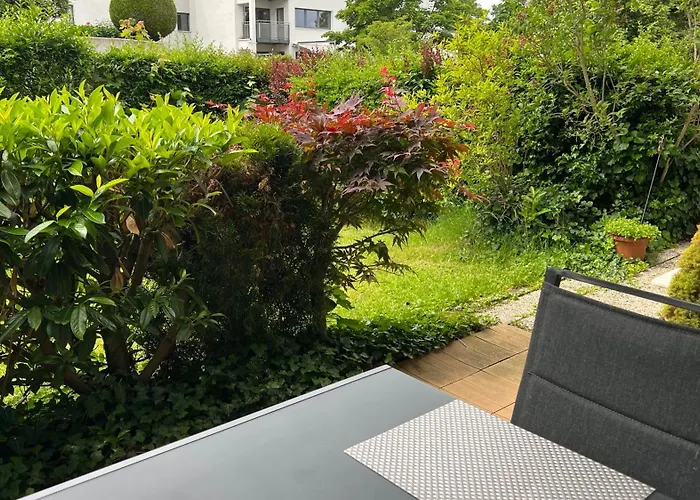 公寓 Schoene 3-zimmer Erdgeschosswohnung Am Bergpark,unesco,therme,train, Wilhelmshoeher Allee 329 *